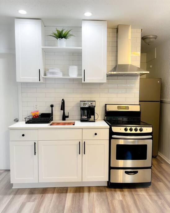 Sparkling Guest Home 2 Bedroom-15 Minutes To Clearwater Beach Exterior foto